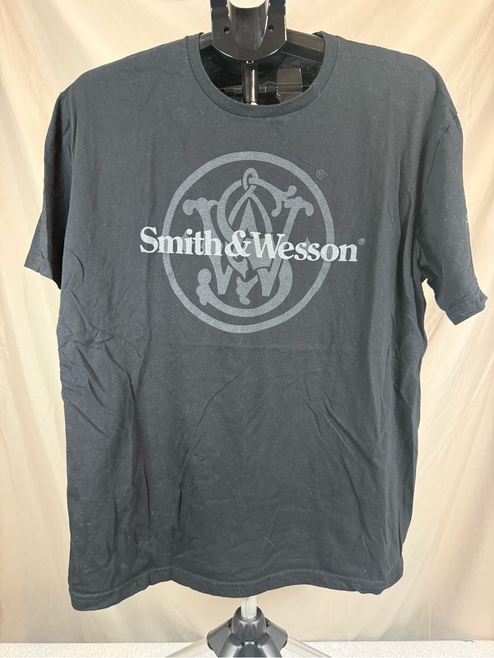Smith & Wesson Classic Logo Graphic T-Shirt- Men’s XL